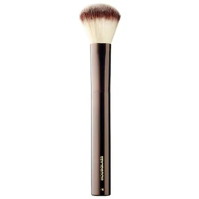 Hourglass Foundation/Blush Brush nº2