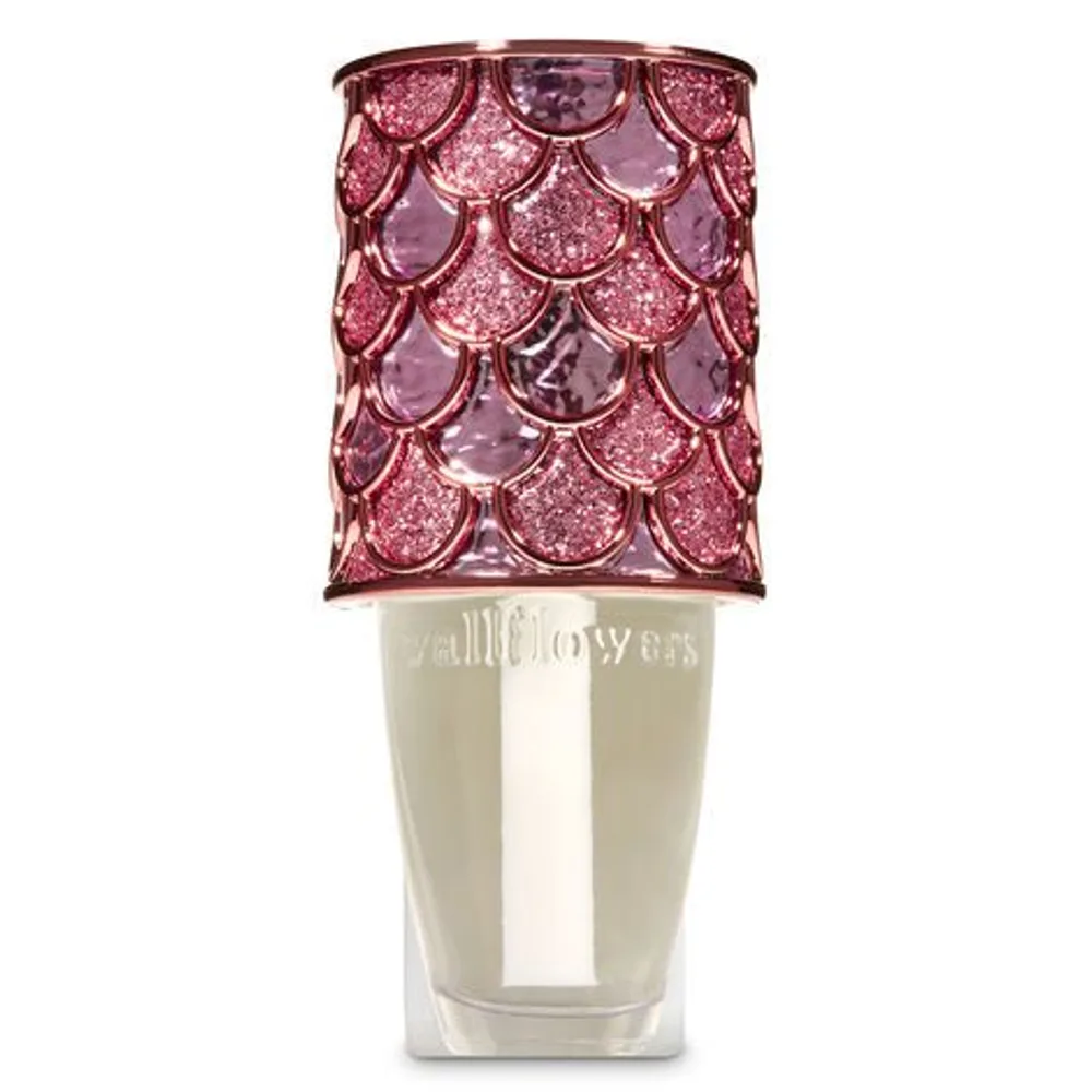 Glittery Scallop Nightlight Wallflowers Fragrance Plug