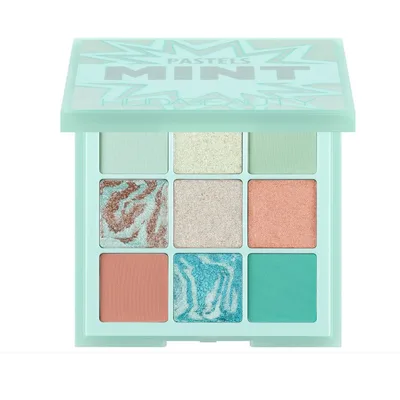 Huda Beauty Pastel Obsessions Eyeshadow Palette
