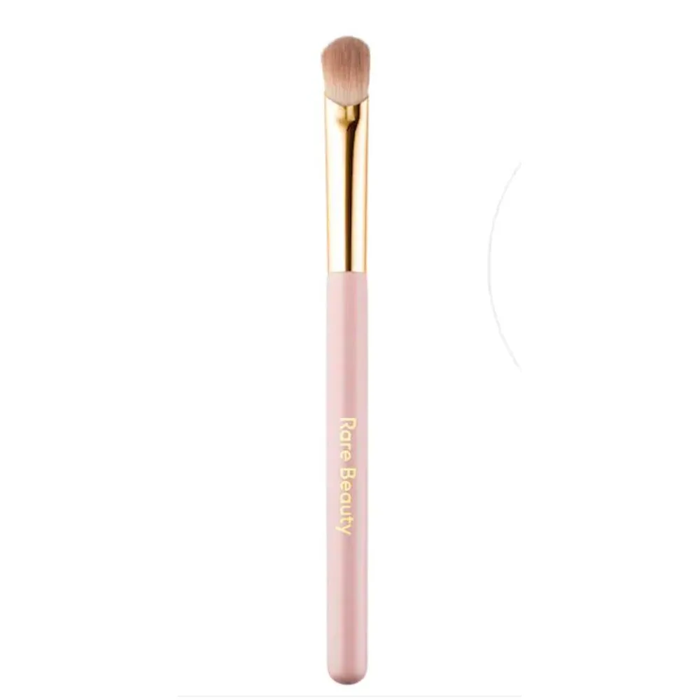 Rare Beauty by Selena Gomez Stay Vulnerable All - Over Eyeshadow Brush
