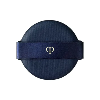 Cle de Peau Beaute Radiant Cushion Compact Puff