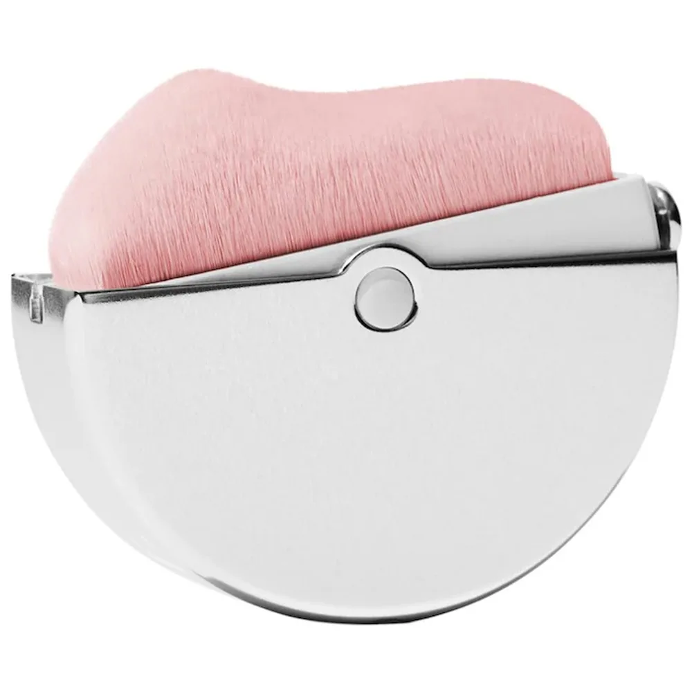 Glossier Stretch Blending and Buffing Face Brush
