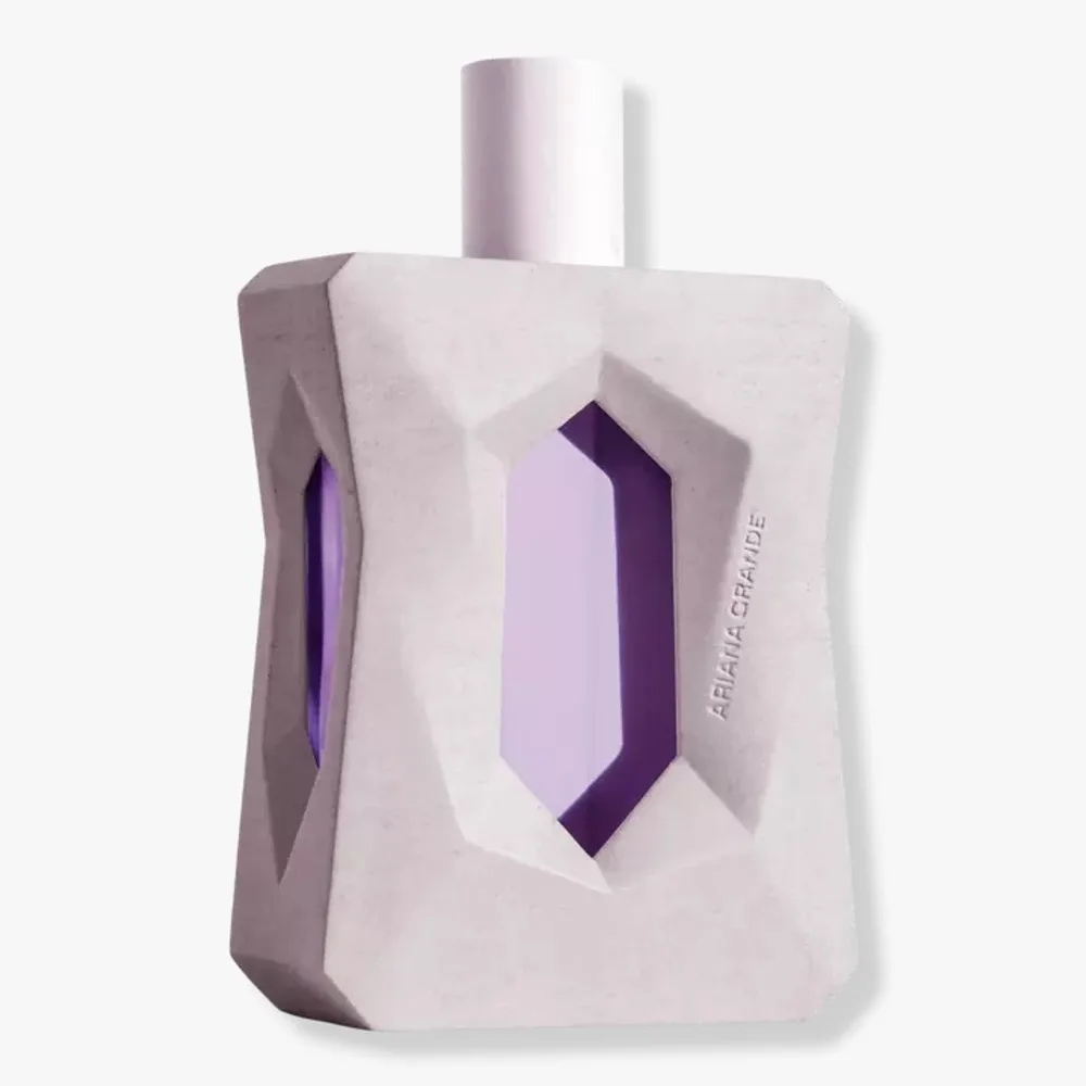 Ariana Grande God Is A Woman Eau de Parfum