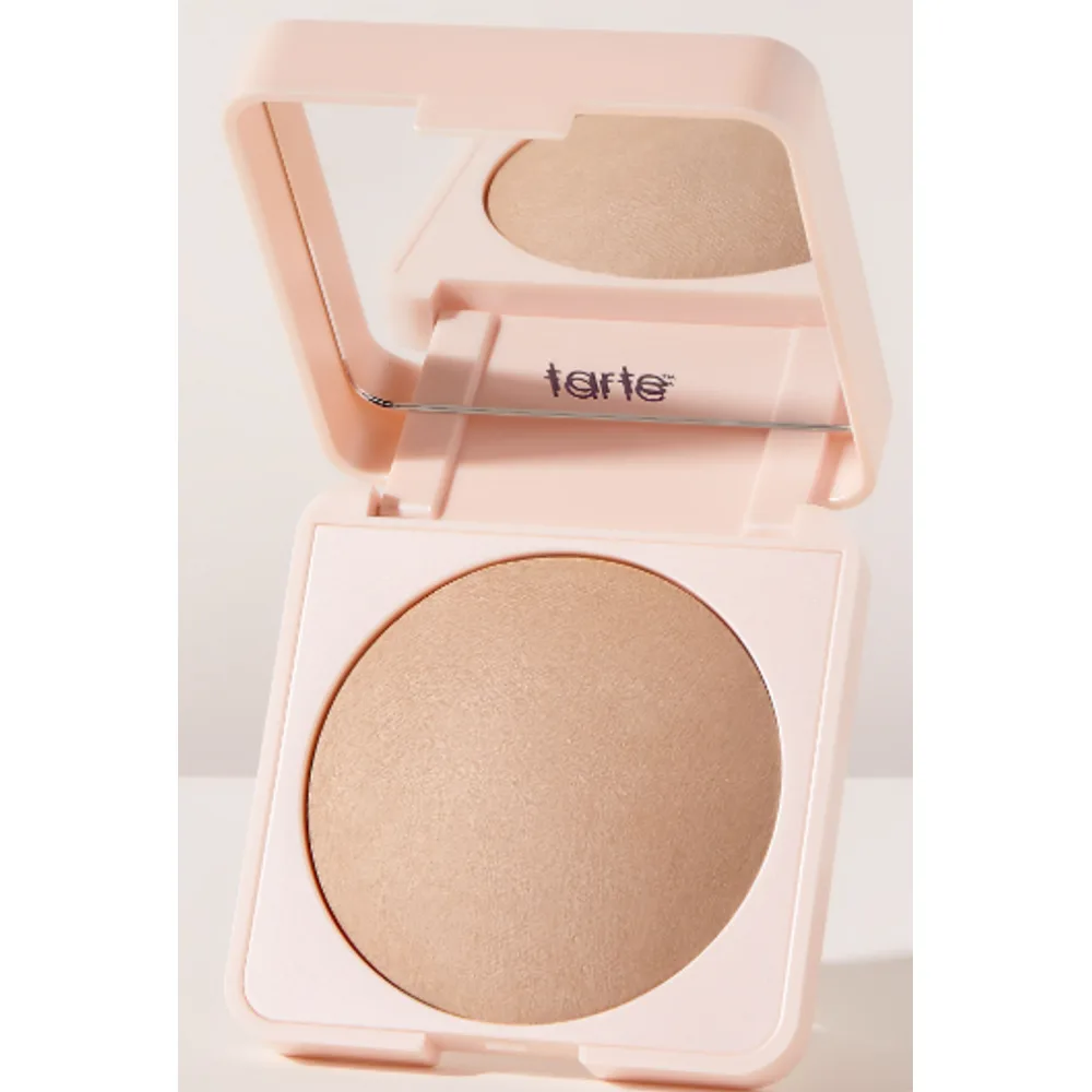 Tarte Amazonian clay radiant baked setting powder