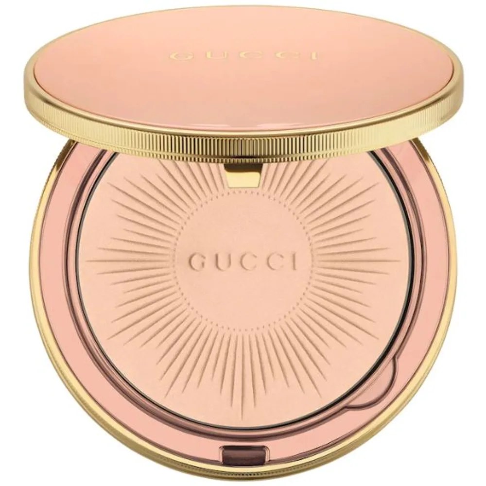 Gucci Mattifying Face Powder with 18-Hour Wear