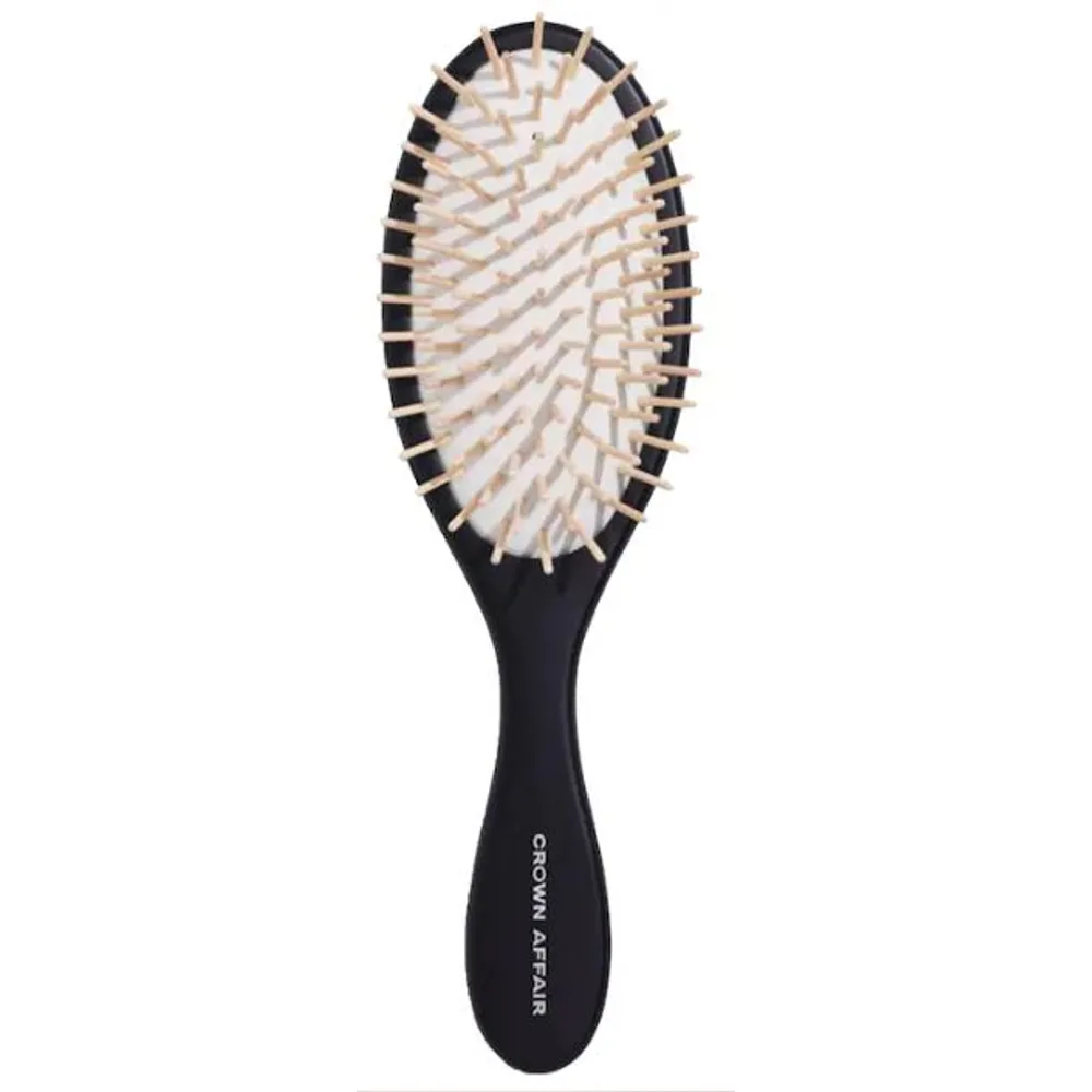 Crown Affair The Wooden Detangling Hair Brush No. 002 for All Hair Types