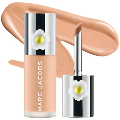 Marc Jacobs Beauty Nude Awakening Hydrating Medium Coverage Concealer