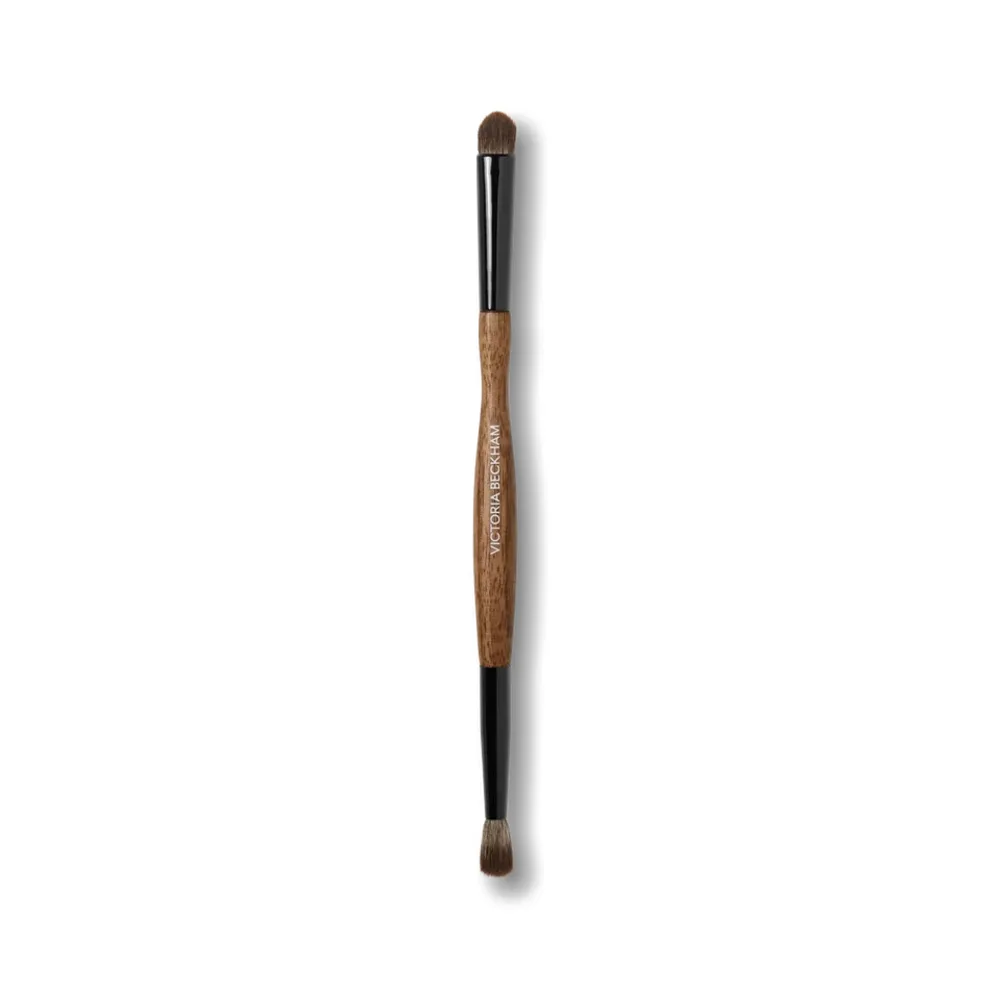 Victoria Beckham 21. Buff & Smudge Brush