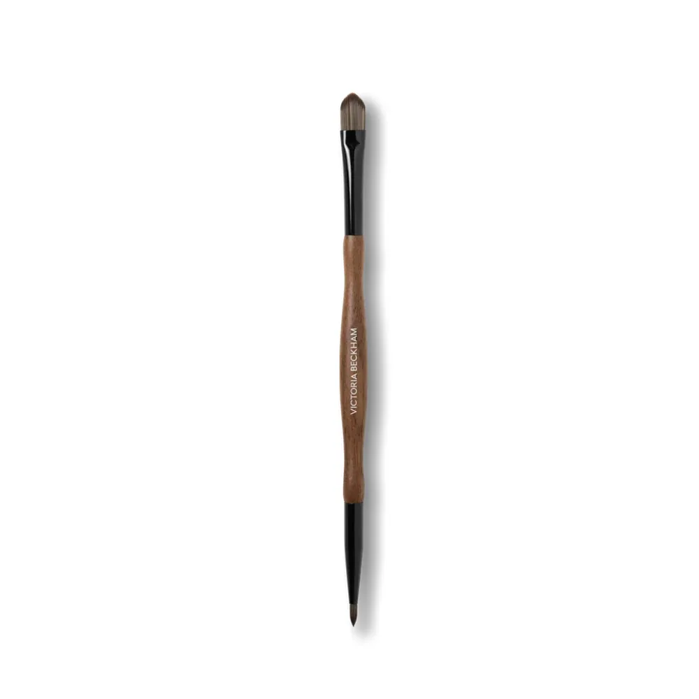 Victoria Beckham 11. Conceal & Detail Brush